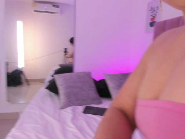 Victoriia-Vegaa live cam on BongaCams