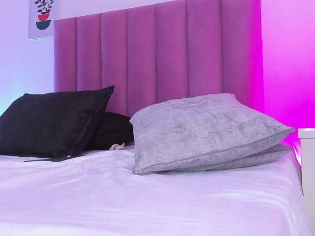 Victoriia-Vegaa live cam on BongaCams