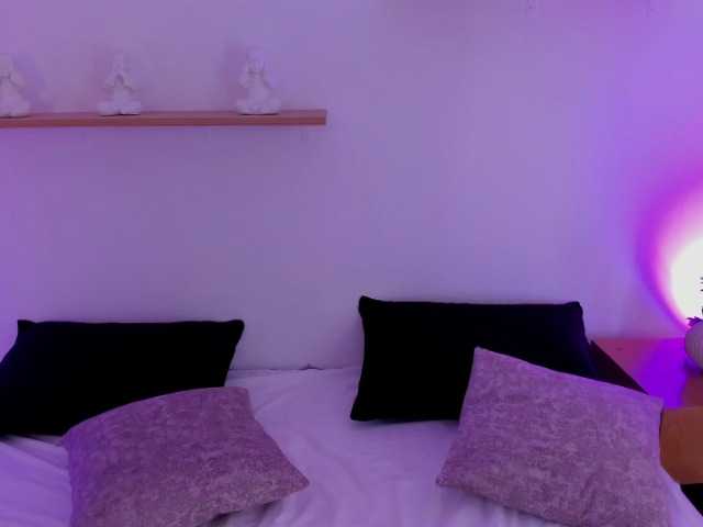 Victoriia-Vegaa live cam on BongaCams
