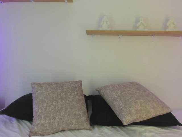 Victoriia-Vegaa live cam on BongaCams