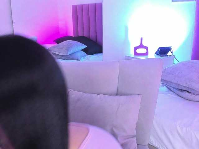 Victoriia-Vegaa live cam on BongaCams