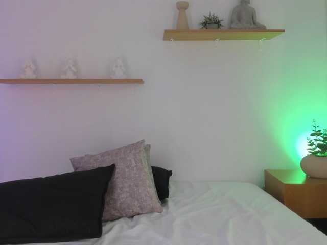 Victoriia-Vegaa live cam on BongaCams