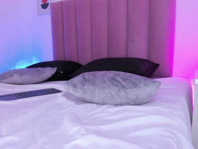 Victoriia-Vegaa live cam on BongaCams