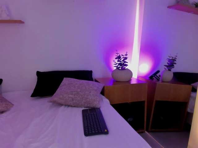 Victoriia-Vegaa, live now on BongaCams