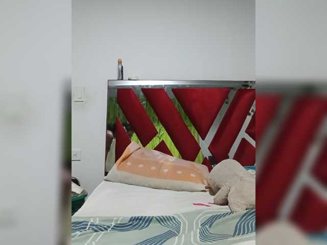 Marcela4 live cam preview