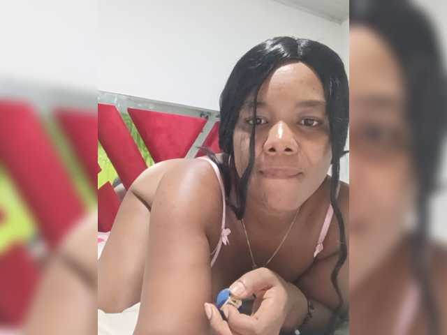 Marcela4 live cam on BongaCams