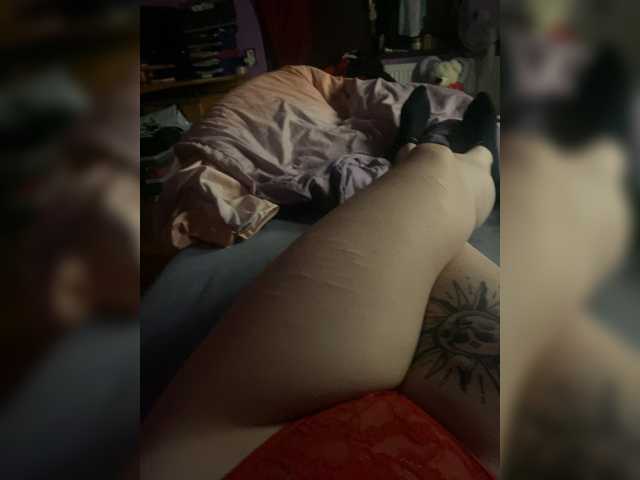 nelka123 live cam on BongaCams