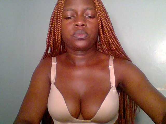 Chilli-spice live cam on BongaCams