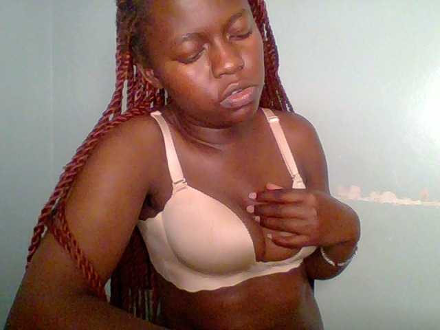Chilli-spice live cam on BongaCams