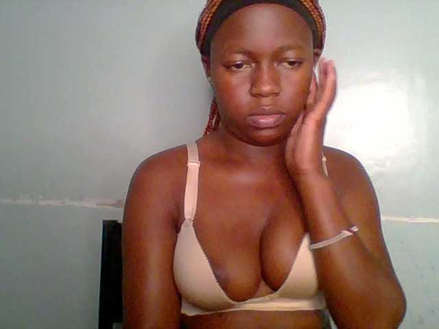 Chilli-spice, live now on BongaCams