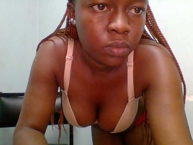 Chilli-spice live cam on BongaCams