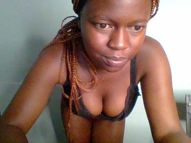 Chilli-spice live cam on BongaCams