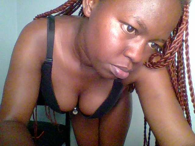 Chilli-spice live cam on BongaCams