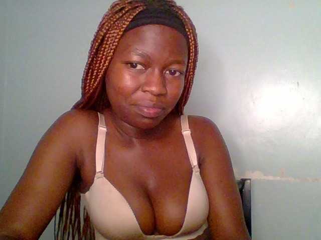 Chilli-spice live cam on BongaCams