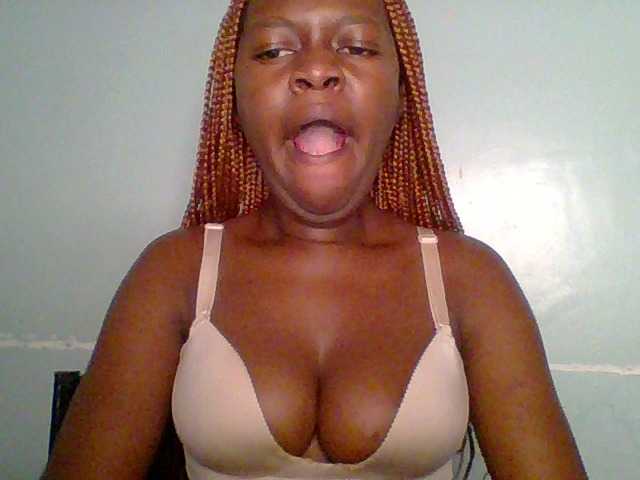 Chilli-spice live cam on BongaCams