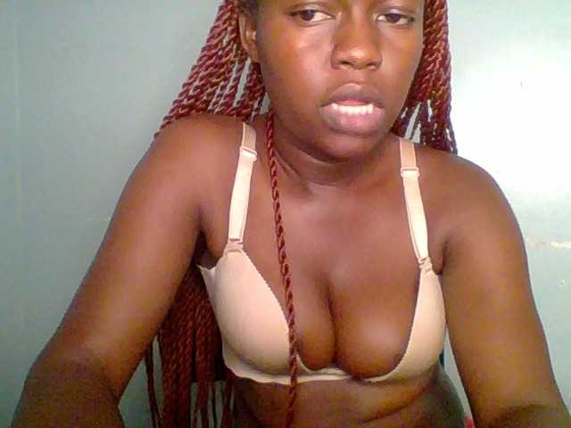 Chilli-spice live cam on BongaCams