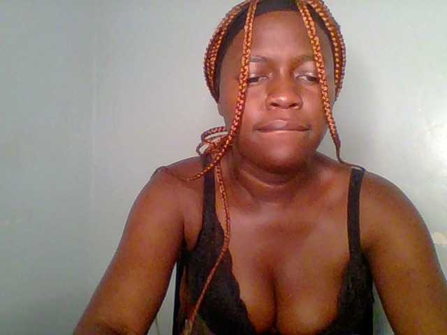 Chilli-spice live cam on BongaCams