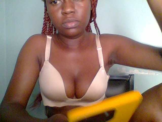 Chilli-spice live cam on BongaCams