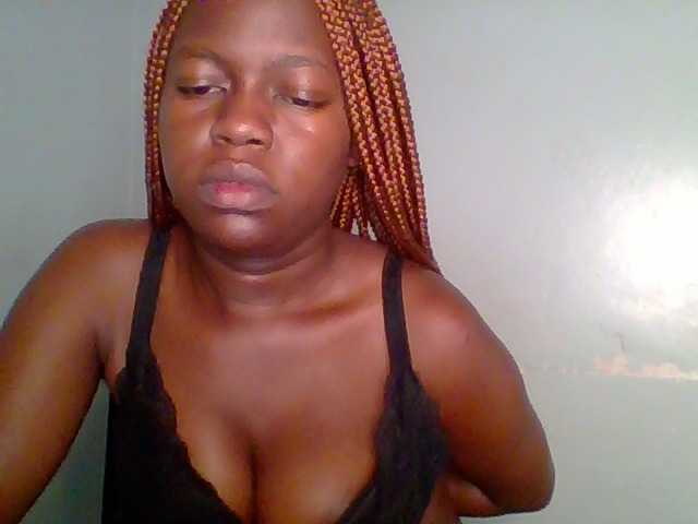 Chilli-spice live cam on BongaCams