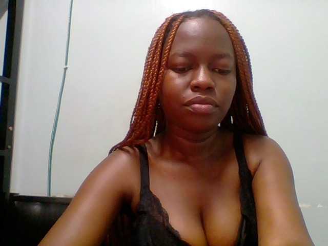 Chilli-spice live cam on BongaCams