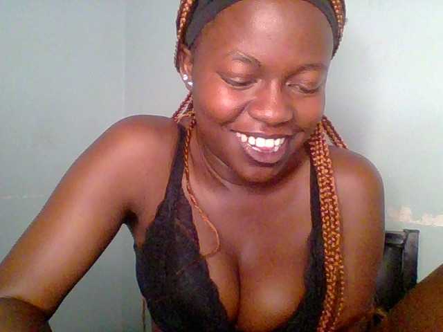 Chilli-spice live cam on BongaCams