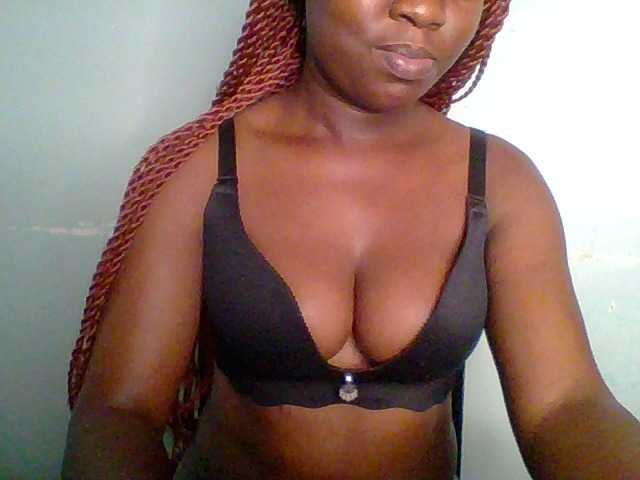 Chilli-spice live cam on BongaCams