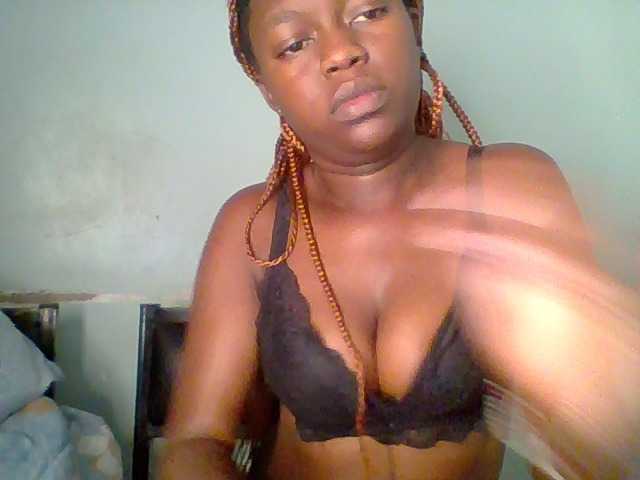 Chilli-spice live cam on BongaCams