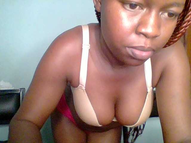 Chilli-spice live cam on BongaCams