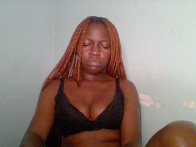 Chilli-spice live cam on BongaCams
