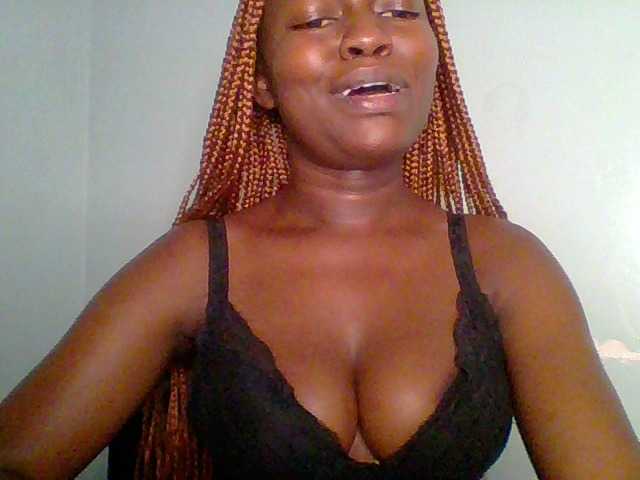 Chilli-spice live cam on BongaCams