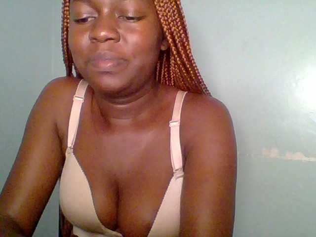 Chilli-spice live cam on BongaCams