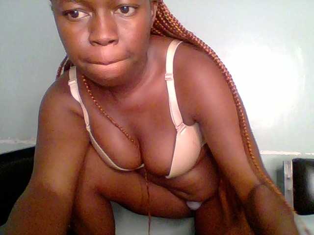 Chilli-spice live cam on BongaCams