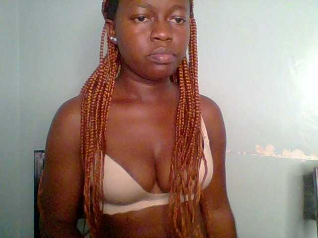 Chilli-spice live cam on BongaCams