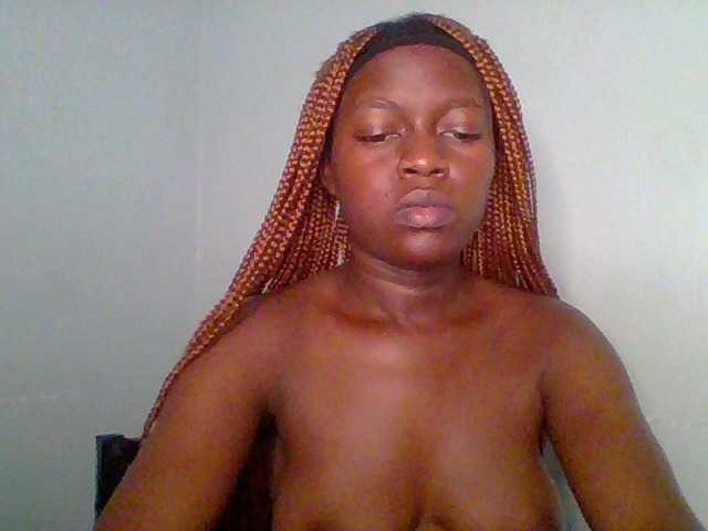 Chilli-spice live cam on BongaCams