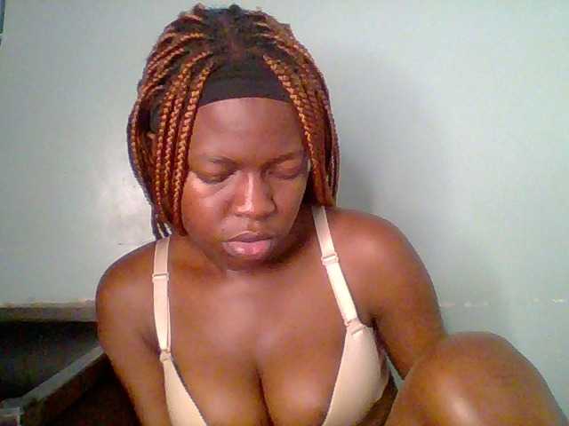 Chilli-spice live cam on BongaCams