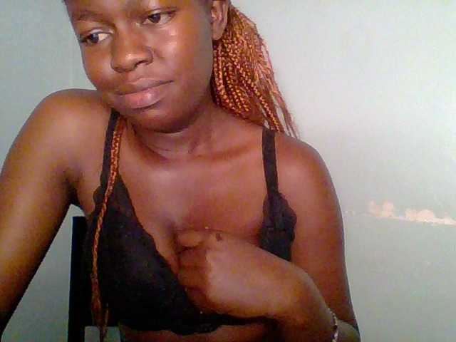 Chilli-spice live cam on BongaCams