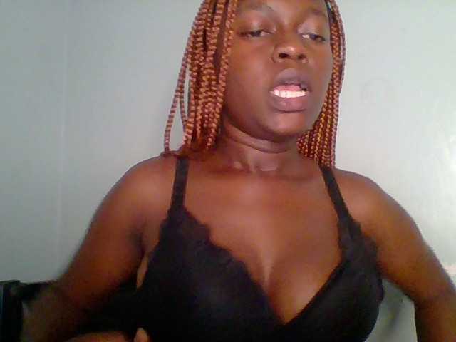 Chilli-spice live cam on BongaCams