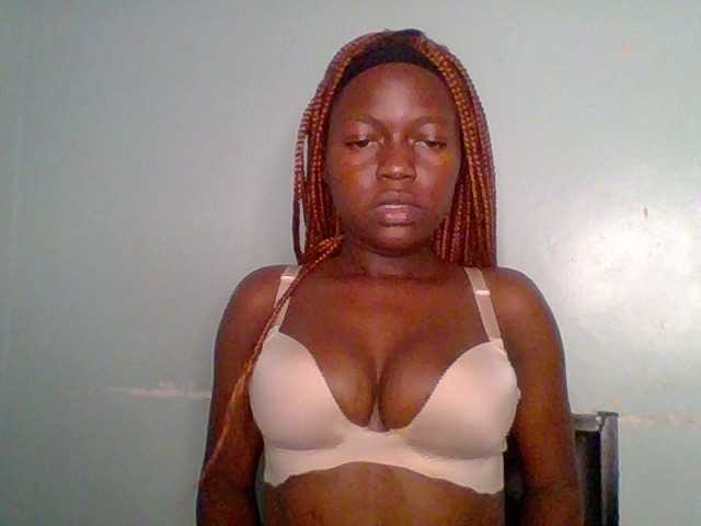 Chilli-spice live cam on BongaCams