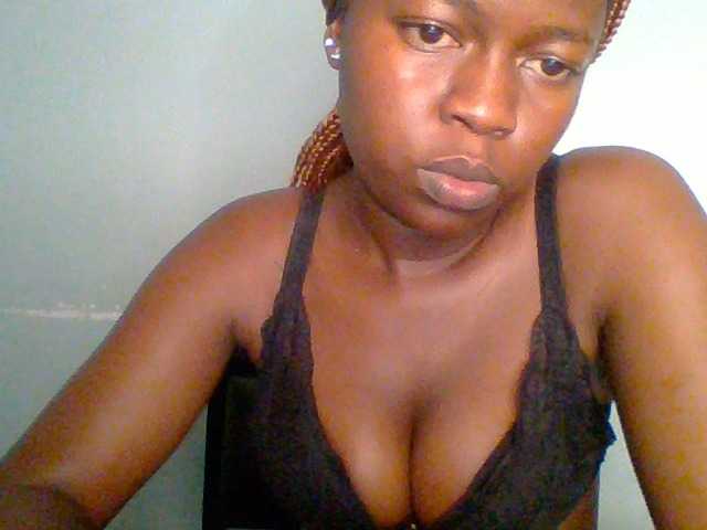 Chilli-spice live cam on BongaCams