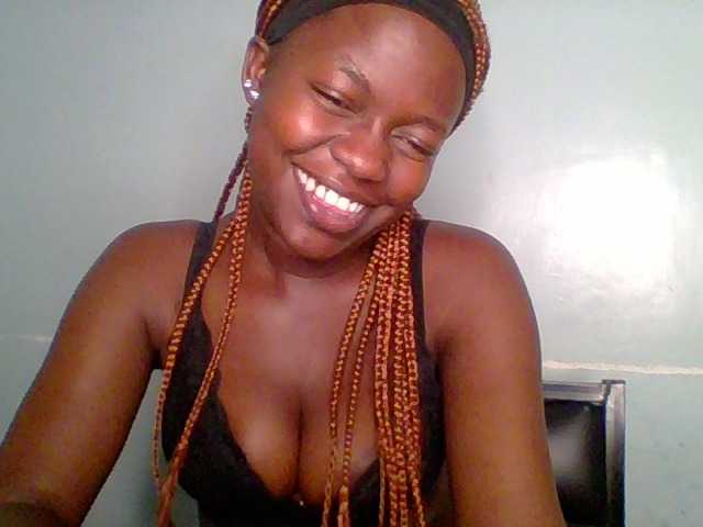 Chilli-spice live cam on BongaCams