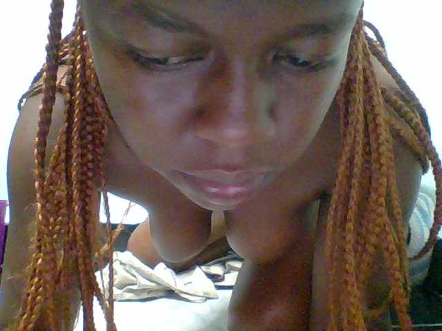 Chilli-spice live cam on BongaCams