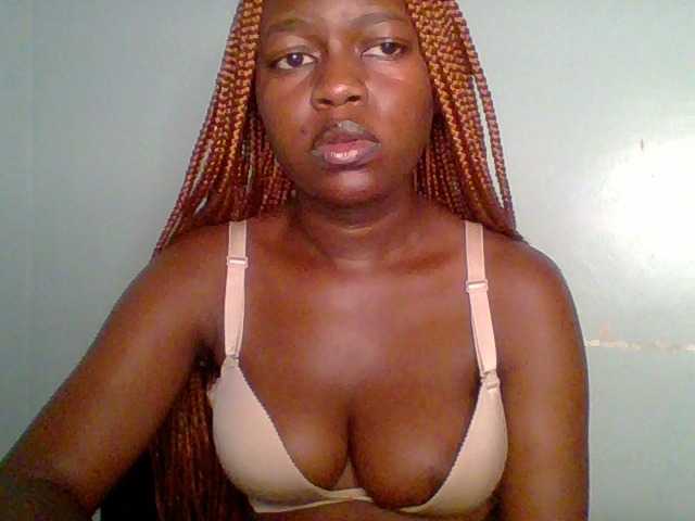 Chilli-spice live cam on BongaCams