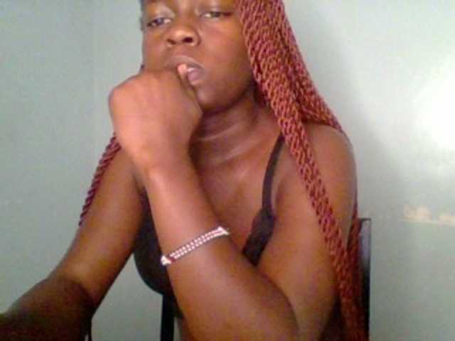 Chilli-spice live cam on BongaCams