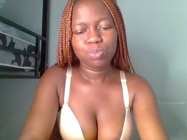 Chilli-spice live cam on BongaCams