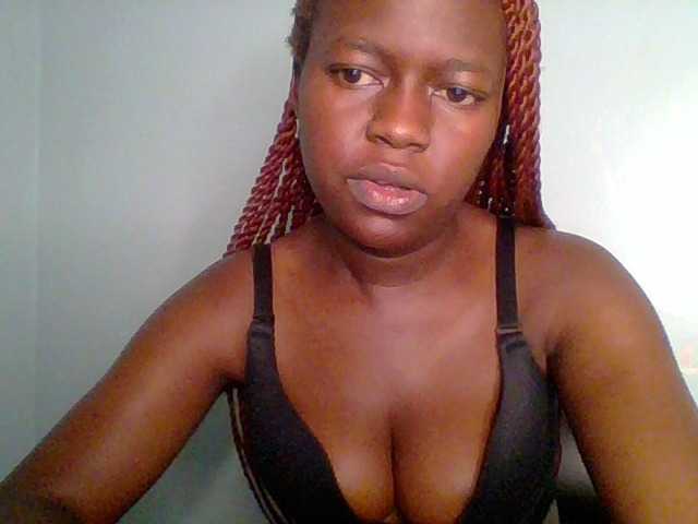 Chilli-spice live cam on BongaCams