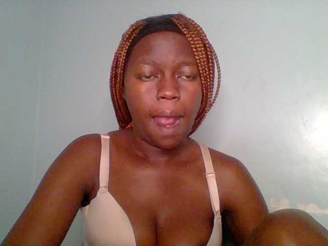 Chilli-spice live cam on BongaCams