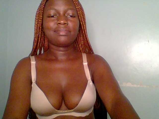 Chilli-spice live cam on BongaCams