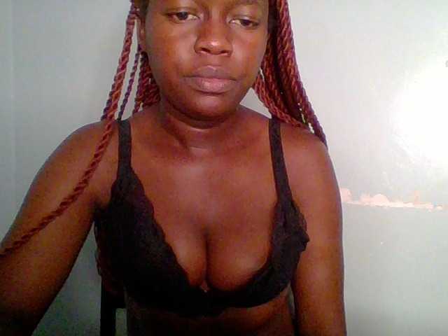 Chilli-spice live cam on BongaCams