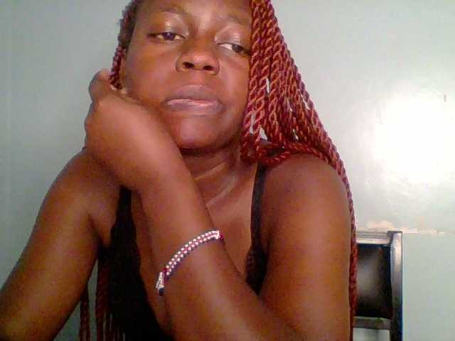Chilli-spice live cam on BongaCams