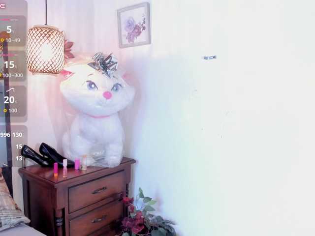 vahioletcooper live cam on BongaCams